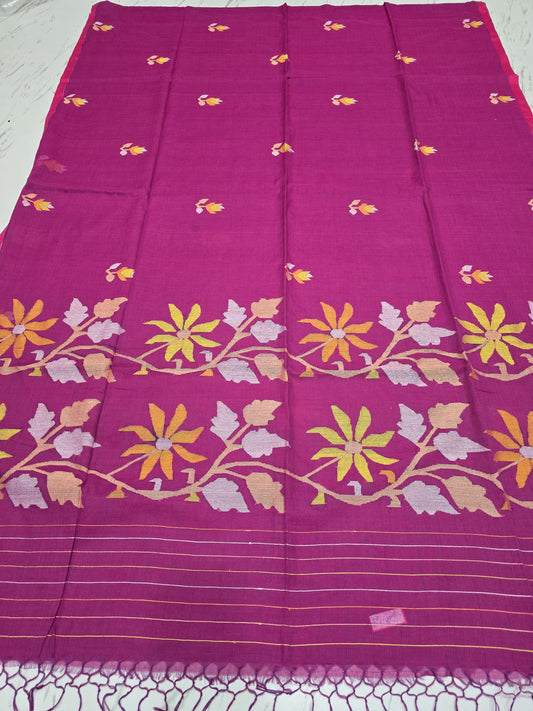 Alka handspun cotton needle Jamdani saree by Rihyaaz, featuring intricate handwoven Jamdani detailing and traditional Indian handloom craftsmanship.