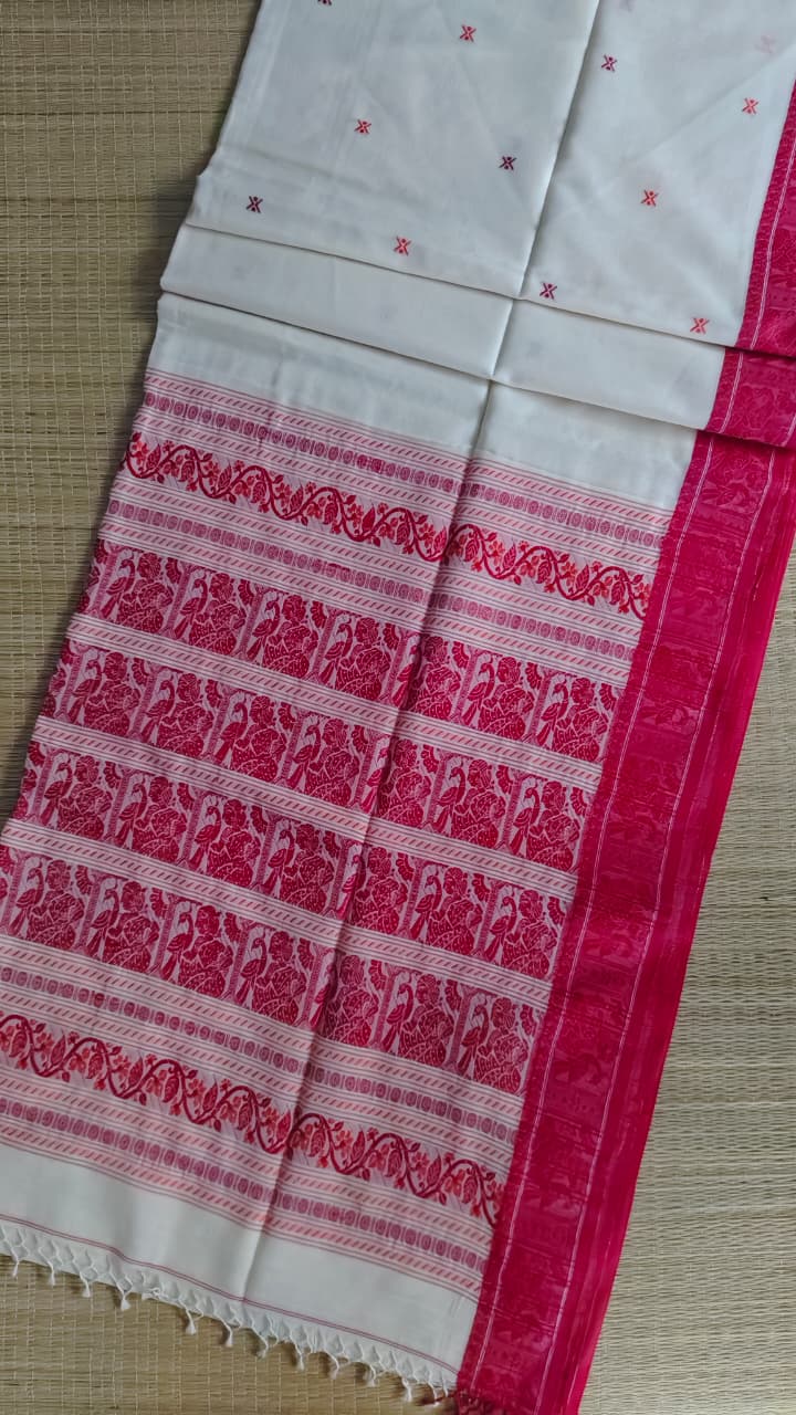 ✨ Sarika – Handwoven Baluchari Style Saree | Rihyaaz