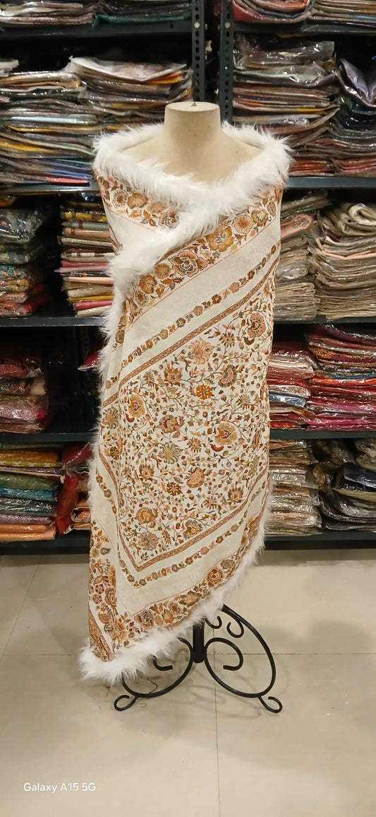 Luxury Kani Stole with Four-Side Fur