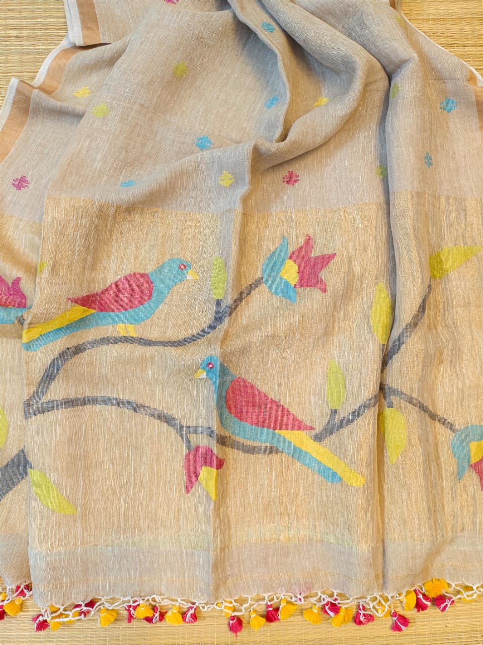 Awali – Exclusive Paithani Linen Sarees