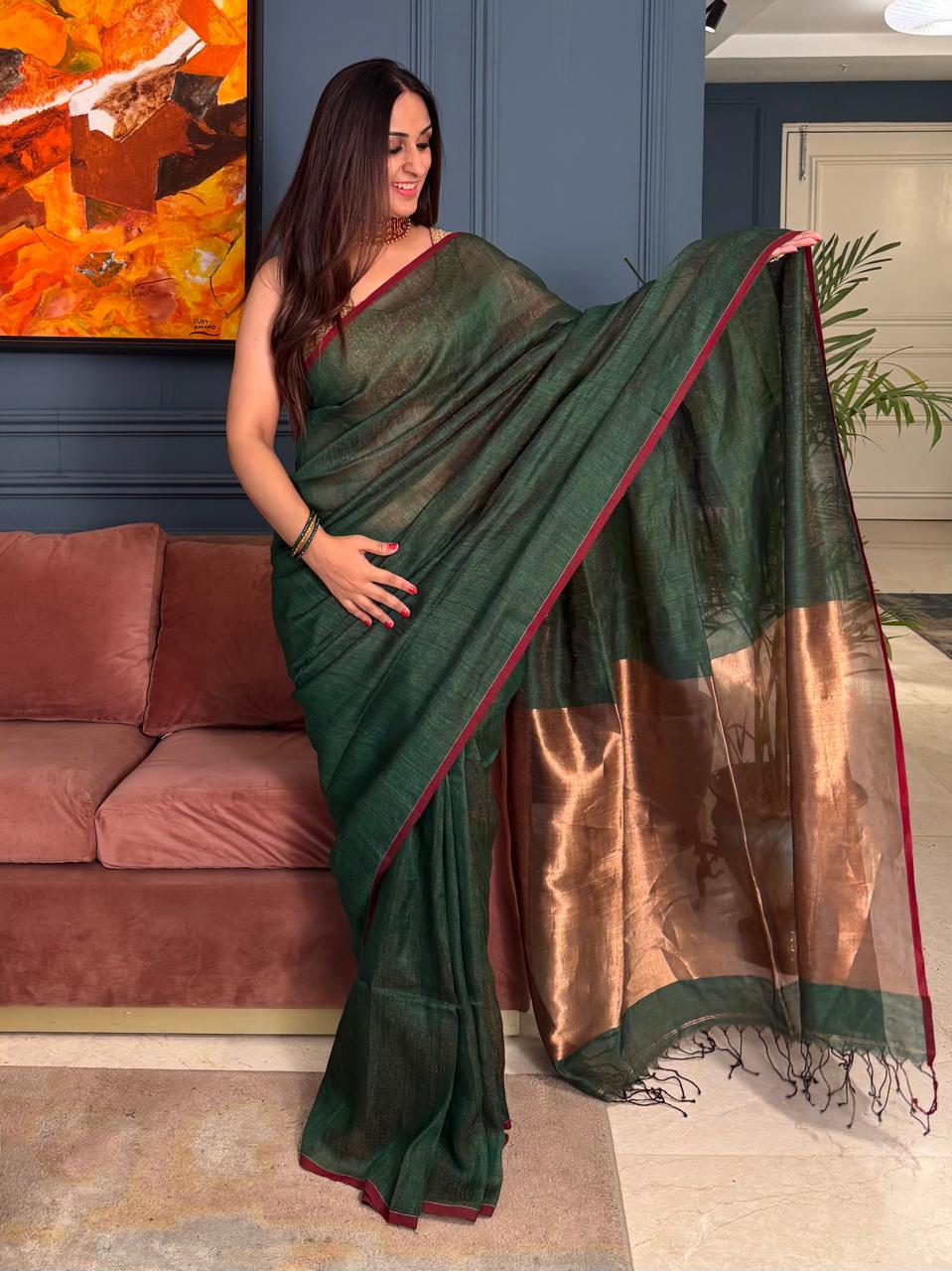 Pure Linen Saree with Rich Zaree Palla | Lightweight & Elegant