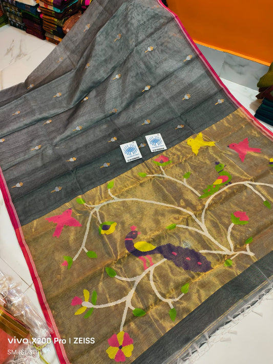 Sakhi zari lotus weaved muslin saree with paithani anchal