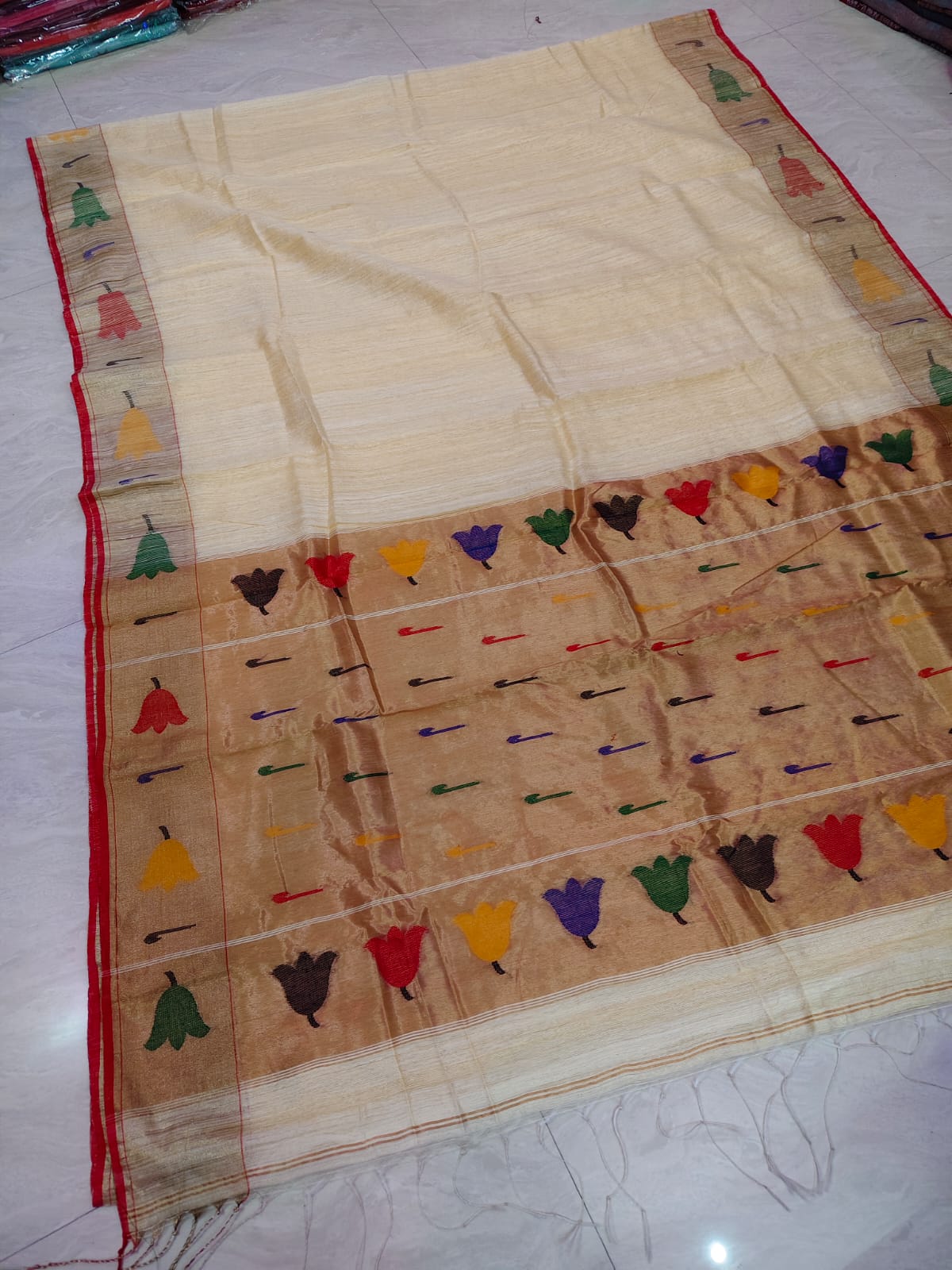 Ruhi Matka Silk Paithani saree with tissue palla by Rihyaaz, traditional handwoven Indian saree