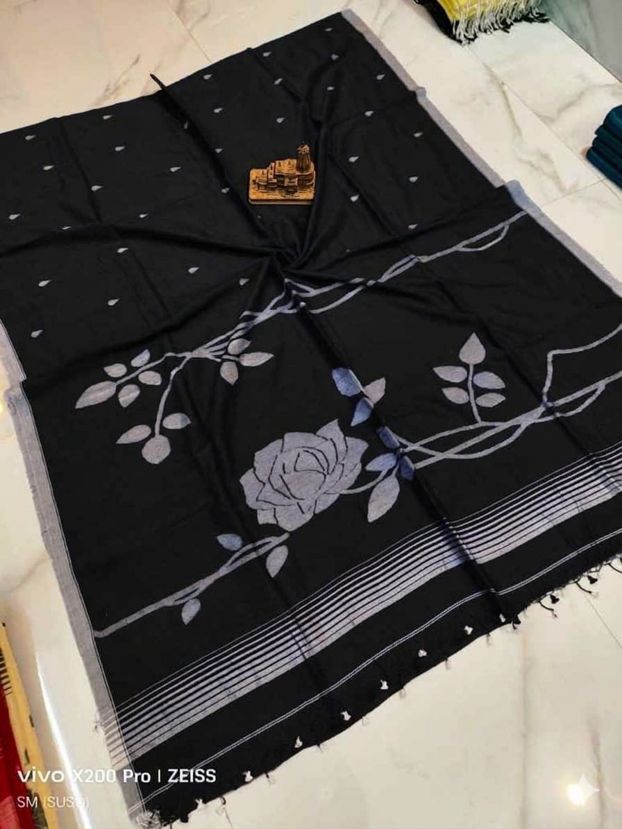 Handwoven Mul Cotton Rose Saree with elegant rose design, blouse piece available – Rihyaaz