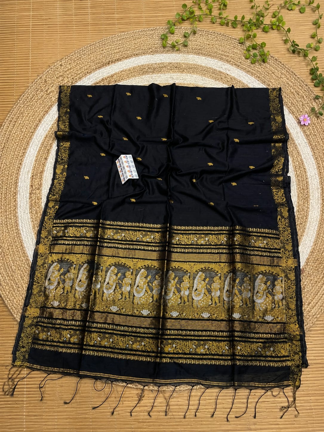 Rajya Matka Swarnachari saree with intricate Krishna Yashoda motif by Rihyaaz