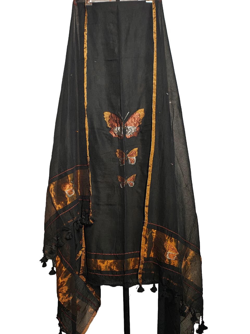 Titli trio zari handwoven Mul Cotton suit with delicate butterfly motifs and elegant zari detailing for a refined royal look by Rihyaaz 