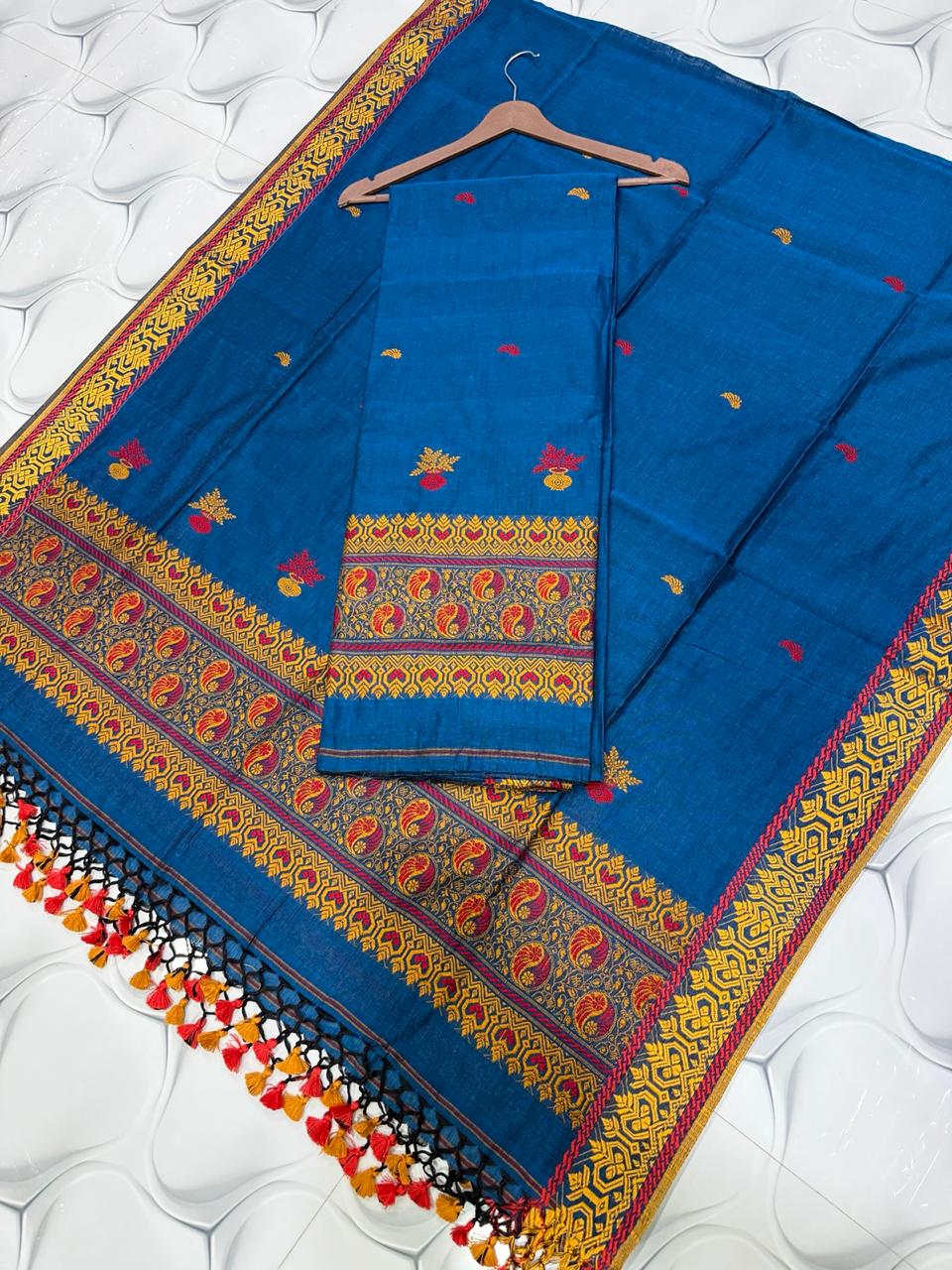 Rihyaaz Cotton Baluchuri Cotton-by-Cotton handwoven suit with 2.5 meter cotton top and 2.5 meter dupatta