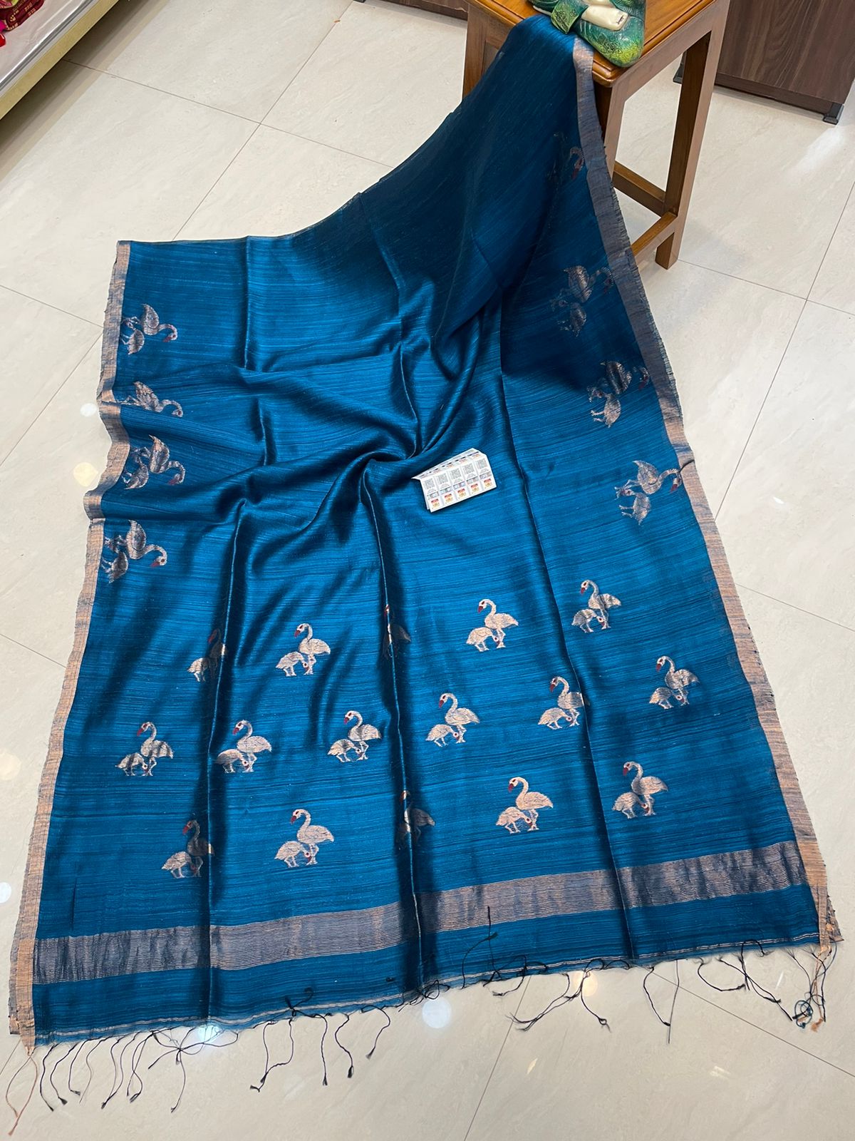 Stork dual zari silk Matka saree by Rihyaaz featuring rich handwoven texture and elegant traditional zari detailing.
