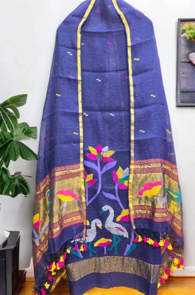 Kora Jayshree pure linen handwoven Jamdani kurti and dupatta set by Rihyaaz, featuring premium-quality traditional Indian handloom weaving.