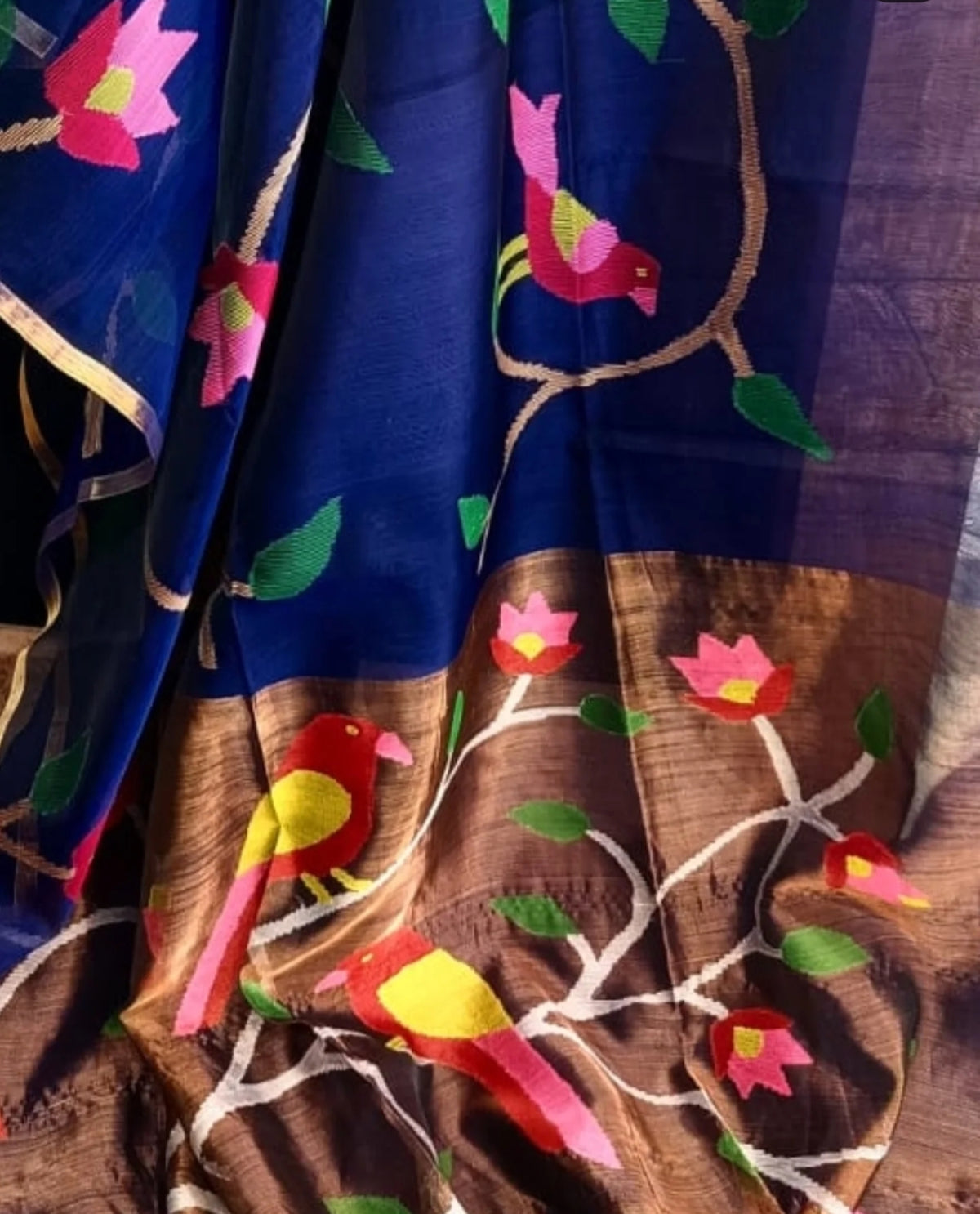 Shakuntala Muslin bird motif all-over weaved jamdani saree with paithani palla by Rihyaaz