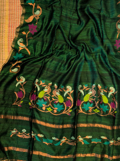 Utsav Bottle Green Pure Matka Jamdani saree by Rihyaaz Fashions featuring a Paithani-style pallu, handwoven designer border and contrasting tested zari borders.