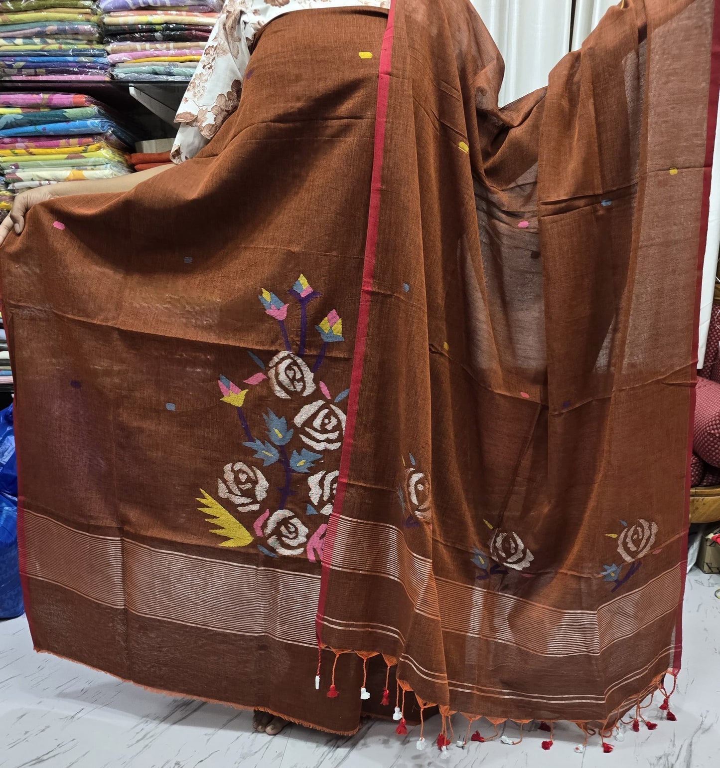 Gulaab Mul Cotton handwoven Jamdani suit set by Rihyaaz