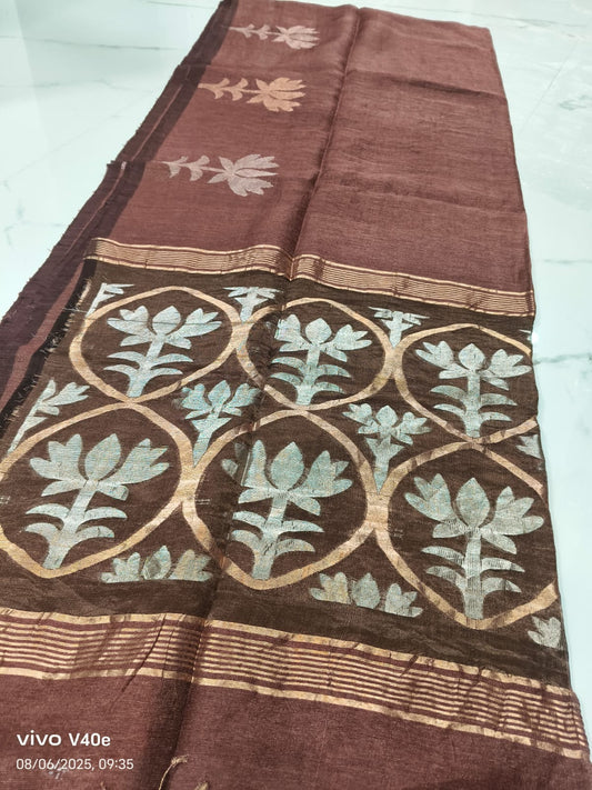 Padma pure silk tissue linen saree with lotus fusion zari woven palla, all-over lotus border and running blouse piece by Rihyaaz.