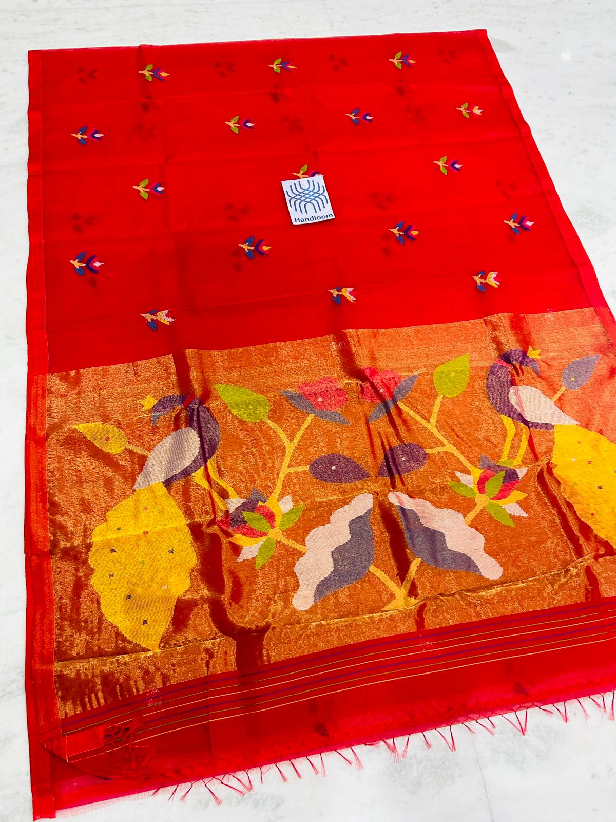 Shahi pure muslin handwoven saree with blouse piece by Rihyaaz, showcasing traditional Indian handloom craftsmanship and elegant woven texture.
