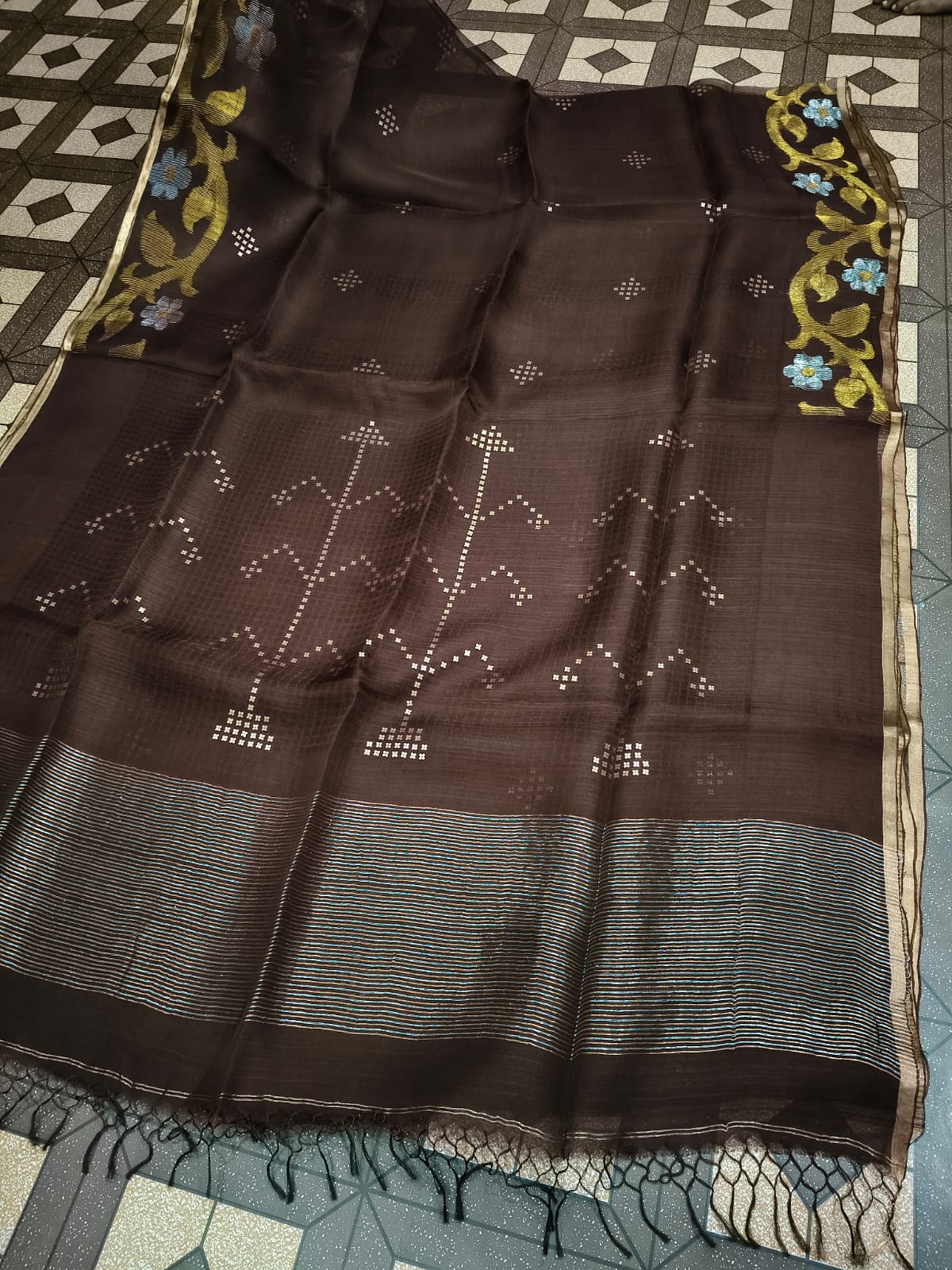 Maan pure premium Resham saree with needle tissue Jamdani work, brass sequin pallu and running blouse piece by Rihyaaz