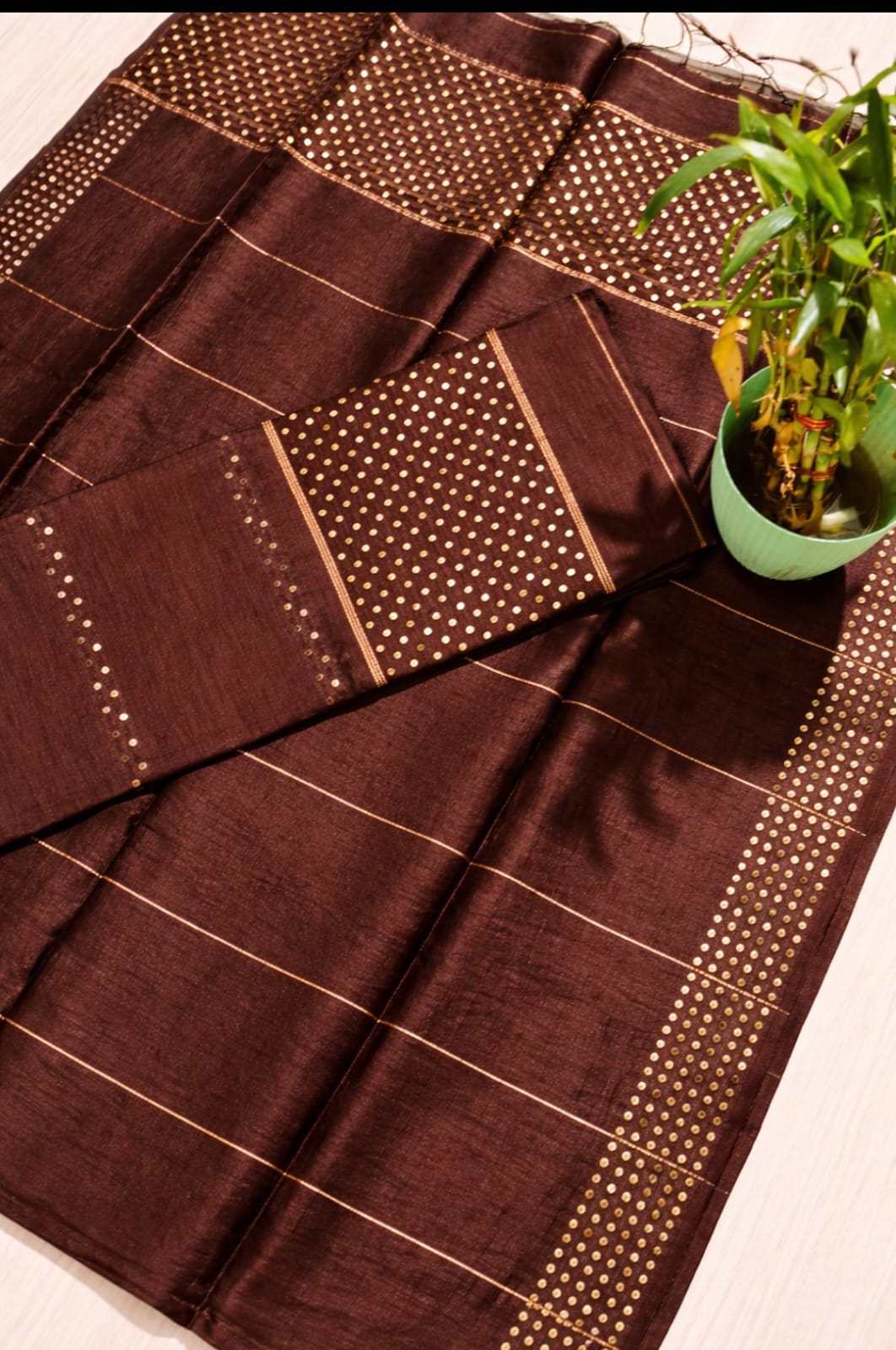 Ira new handwoven Silk Linen Jamdani suit set with 3 meter top and 2.5 meter dupatta featuring elegant net tassel detailing by Rihyaaz.