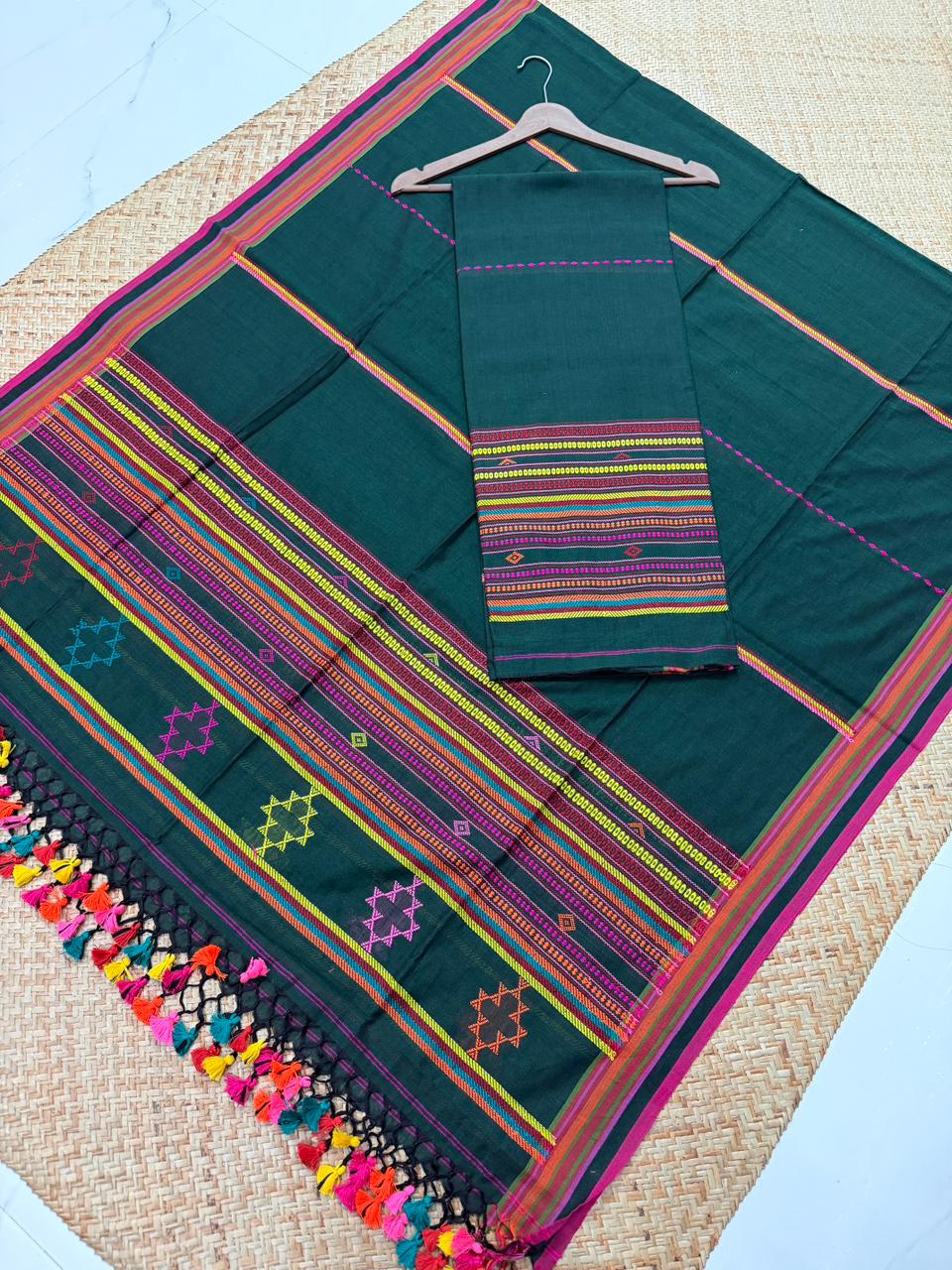 Bhujodi Jamdani pure cotton handwoven suit by Rihyaaz with 3 meter top and 2.5 meter dupatta.