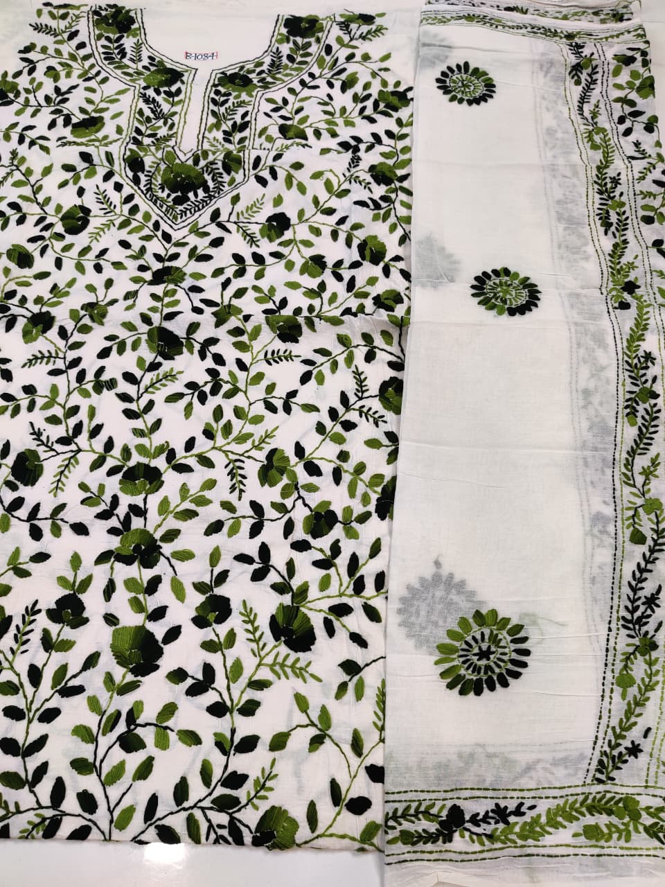 Rihyaaz dark green Hand Parsi pure cotton 3-piece suit material with 2.5 metre kameez, pant and dupatta fabric, elegant ethnic cotton dress material.