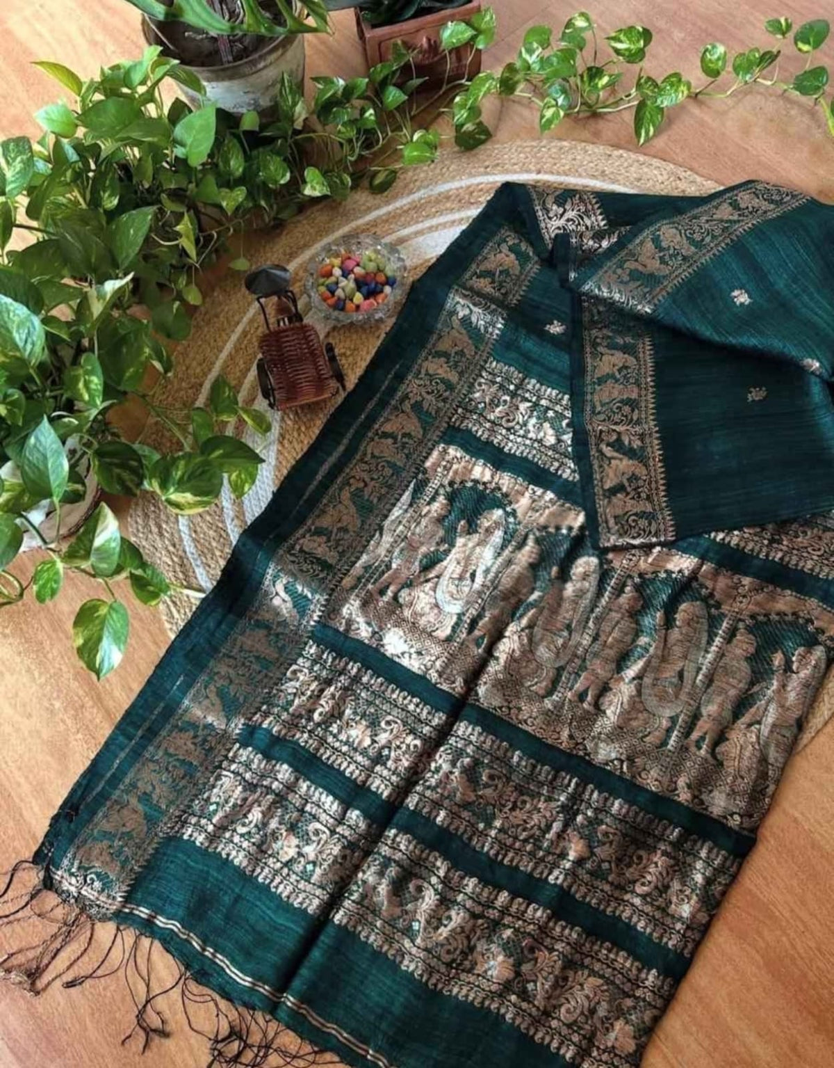 Putul - Authentic Pure Matka Handloom Baluchuri Silk Saree by Rihyaaz, Silk Mark Certified handwoven Bengal silk saree with traditional Baluchuri motifs, premium handcrafted festive and bridal ethnic wear.