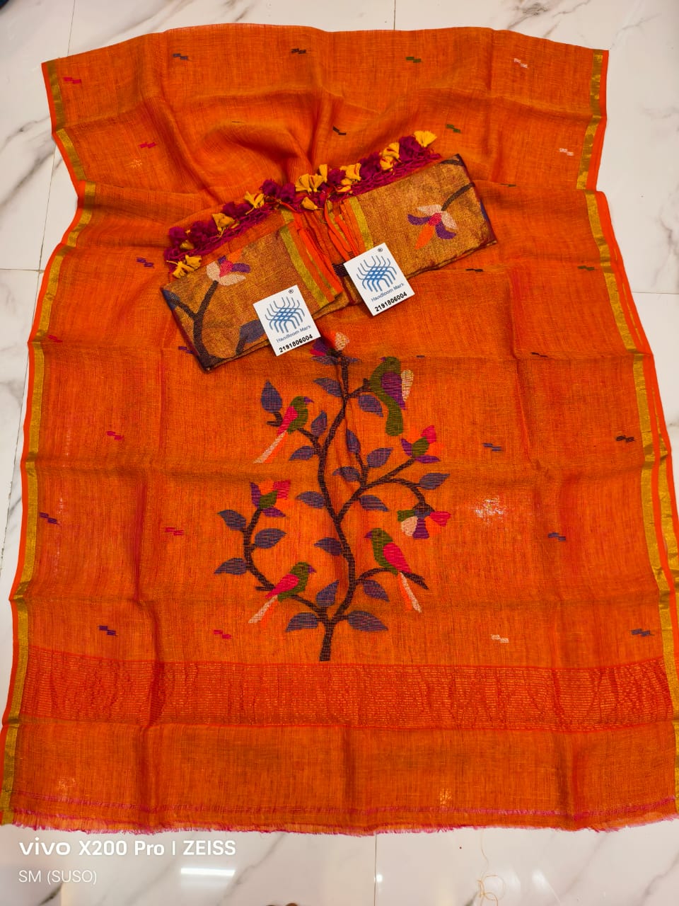 𝓡𝓪𝓳𝔂𝓪 Pure 120 Count Jayashree Linen Bird Motif suit set with Tissue Palla Jamdani dupatta by Rihyaaz, elegant traditional Indian ethnic wear.