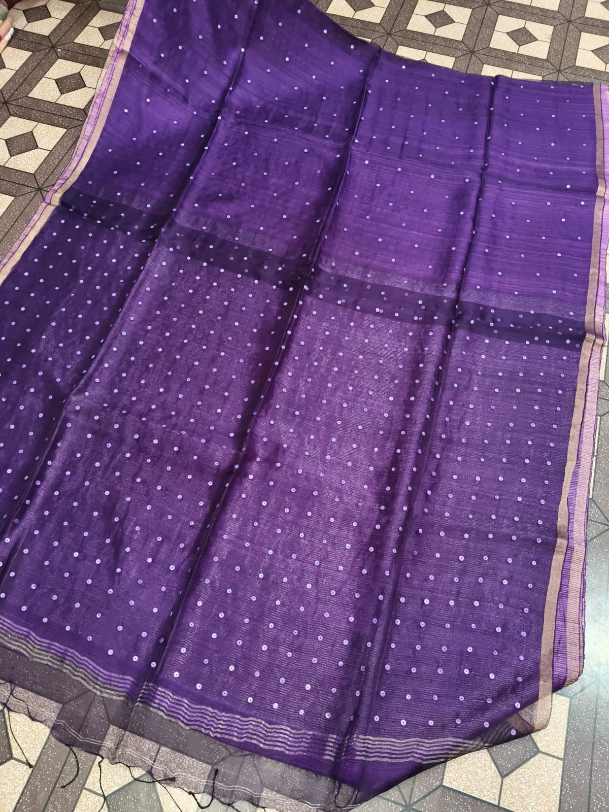 Shatranj Pure Matka Muslin Silk saree with zari border and all-over white sequin sea-shell woven palla, paired with running Matka blouse piece by Rihyaaz 
