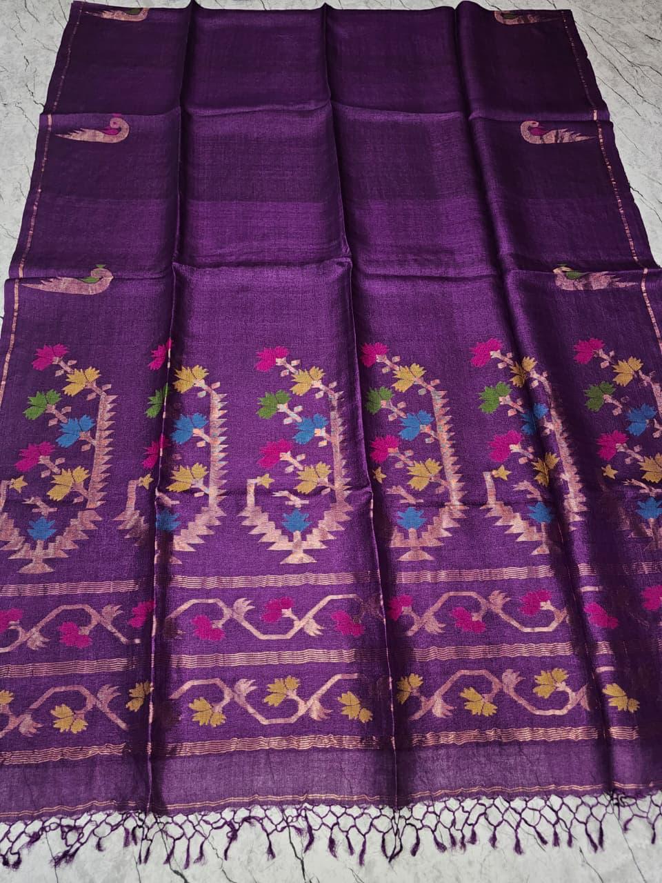 Rajeswari pure Tussar by Tussar hand-woven Jamdani saree with intricate needlework and floral motifs, and running blouse piece – Rihyaaz