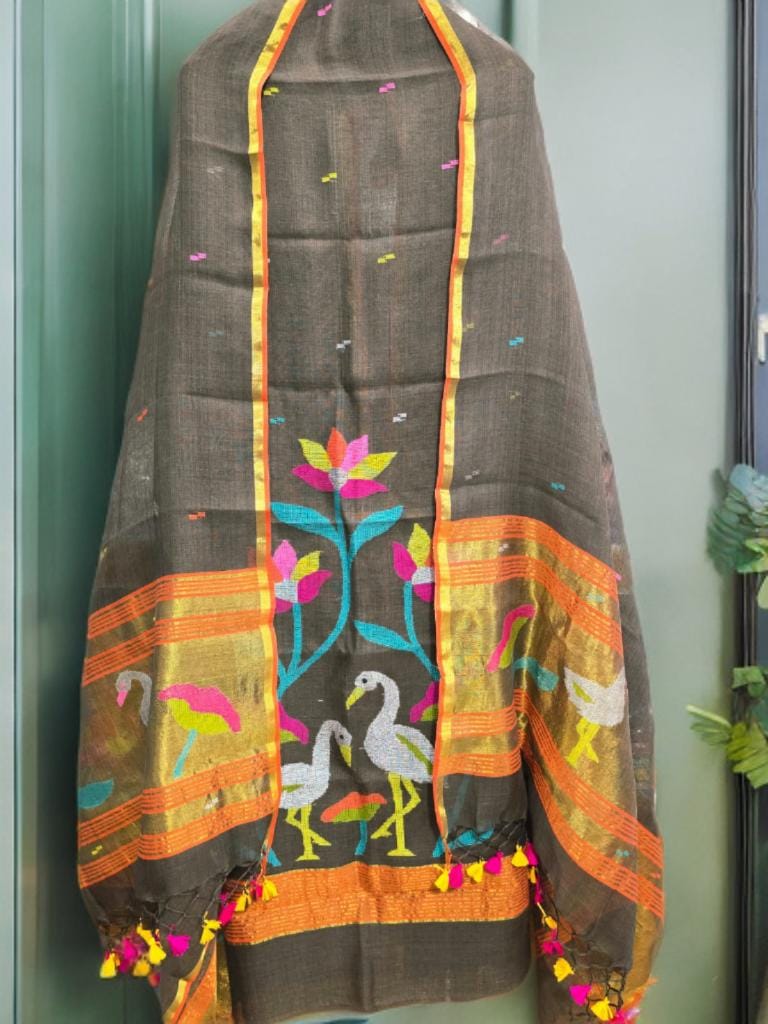 Kora Jayshree pure linen handwoven Jamdani kurti and dupatta set by Rihyaaz, featuring premium-quality traditional Indian handloom weaving.