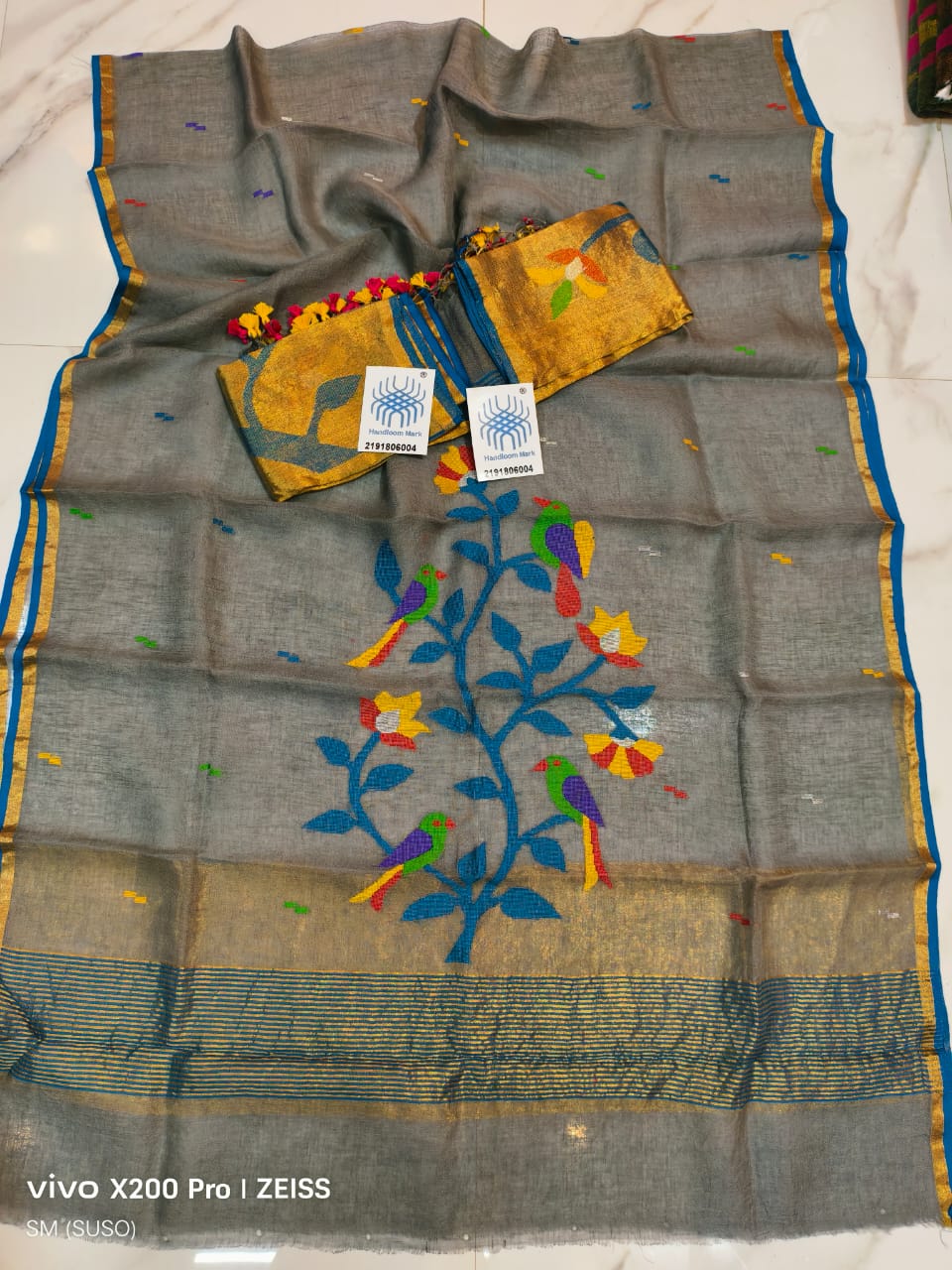 𝓡𝓪𝓳𝔂𝓪 Pure 120 Count Jayashree Linen Bird Motif suit set with Tissue Palla Jamdani dupatta by Rihyaaz, elegant traditional Indian ethnic wear.
