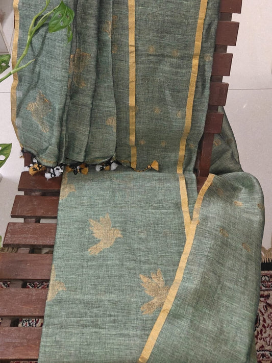 Chorui silk linen zari-weaved suit featuring intricate traditional bird motifs with a 2.5-meter top and 2.5-meter dupatta by Rihyaaz.