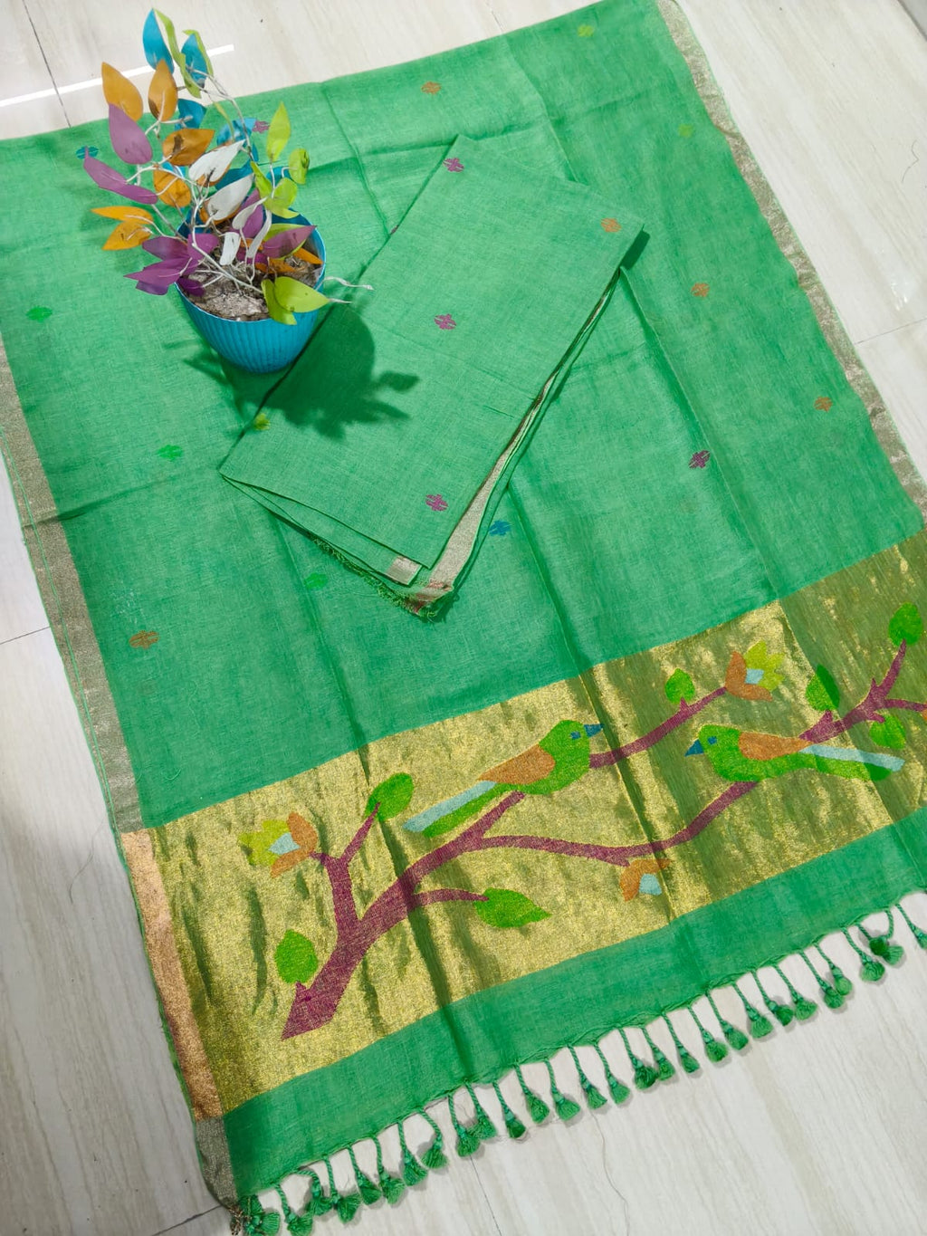 Moh green pure Jayshree by Jayshree Paithani palla linen suit by Rihyaaz Fashions, premium handwoven Indian ethnic wear