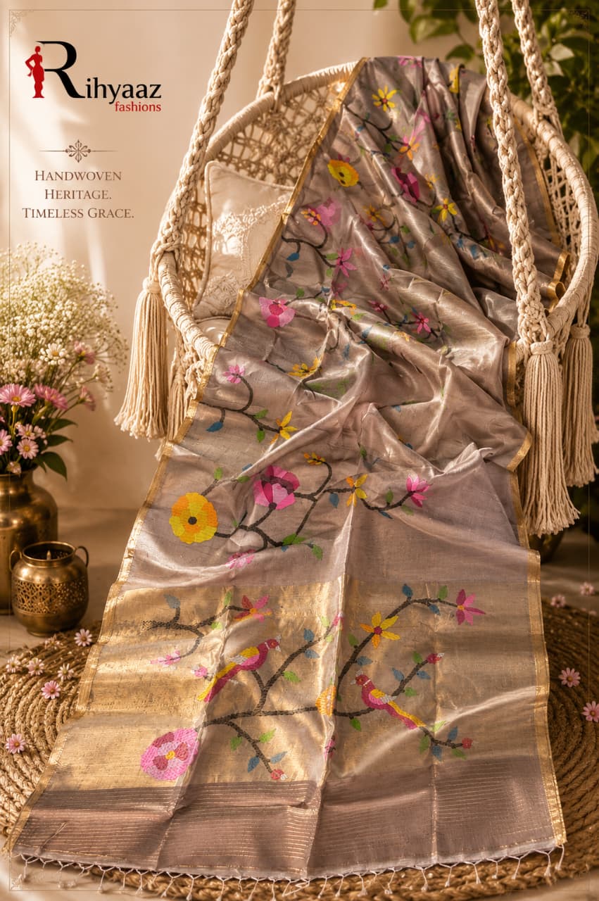 Anushua Hazel Muslin Silk Paithani Palla Jamdani saree with intricate floral and bird weave by Rihyaaz.