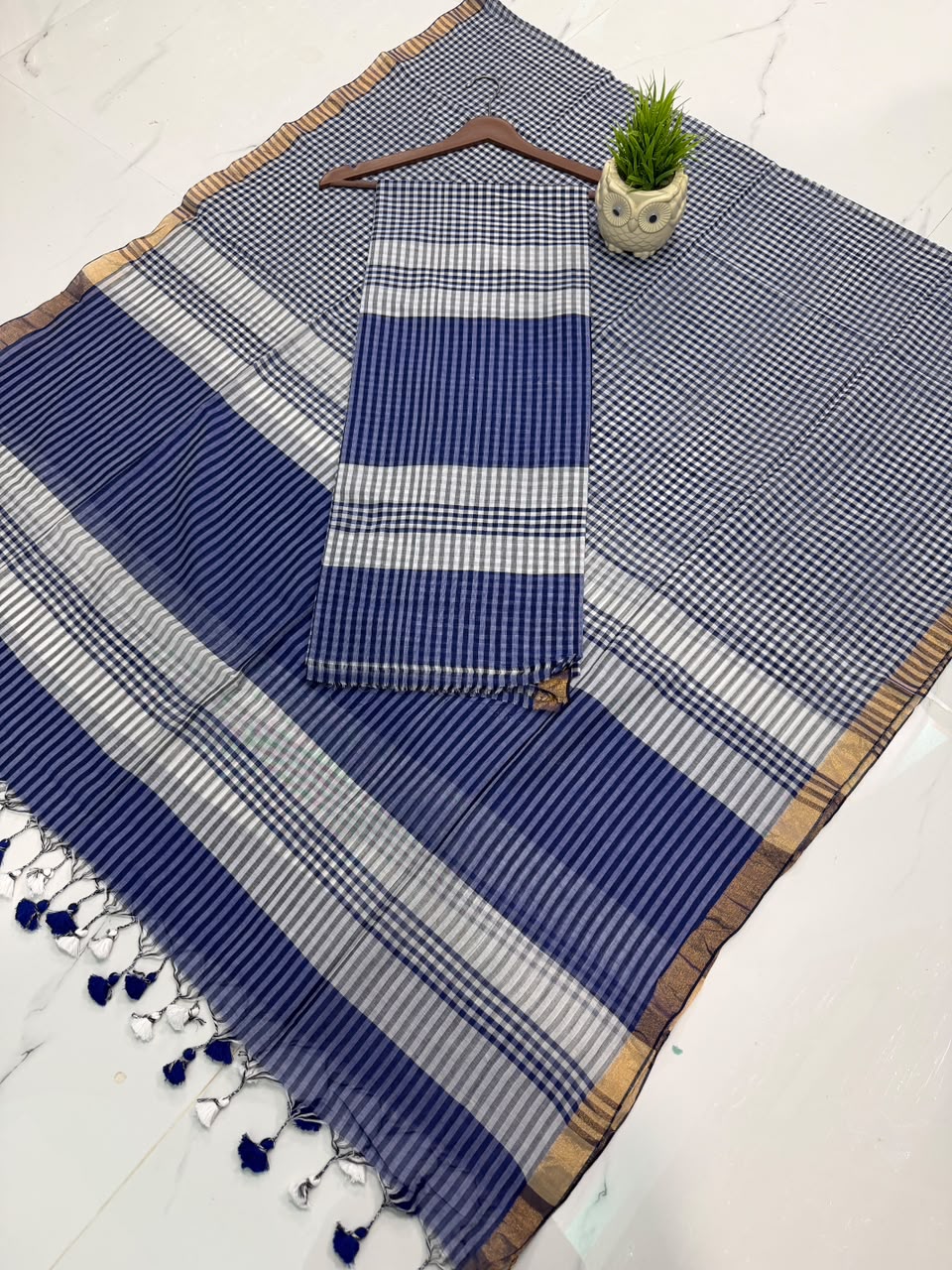 New pure cotton check Gamcha handwoven suit by Rihyaaz with 2.5-meter top and 2.5-meter dupatta featuring Jol Net detailing.