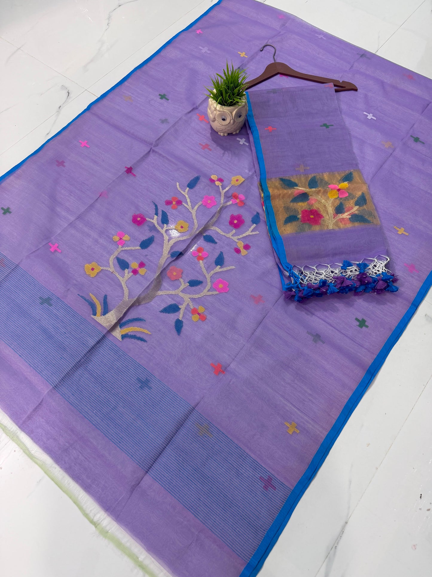 ⚜️ Muslin Jamdani Handwoven Suits with Tasselled Dupatta | Rihyaaz