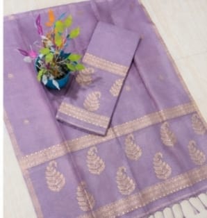 Kairi Lavender Purple Pure Silk Linen Jamdani suit with handwoven detailing and net tassel dupatta by Rihyaaz