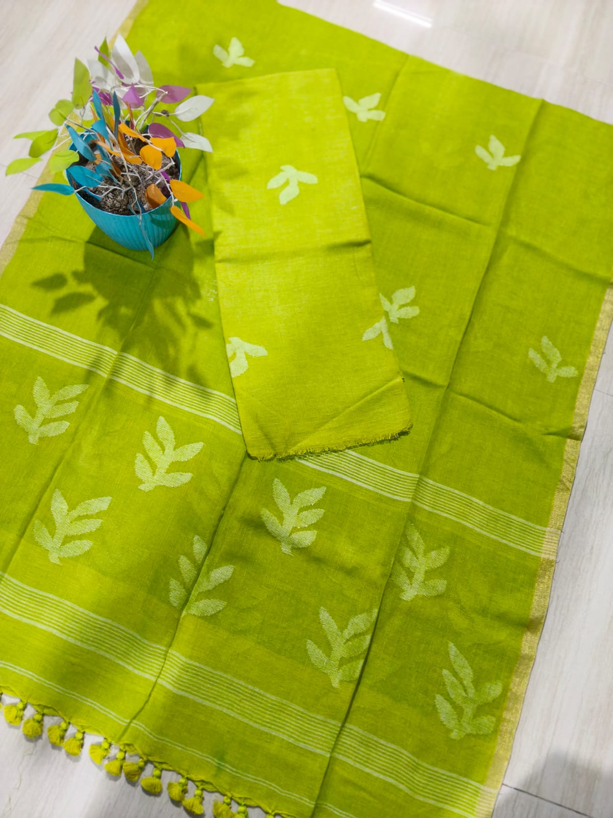 Tista Silk Linen Jamdani suit with needle-weaved leaf motifs and dupatta by Rihyaaz