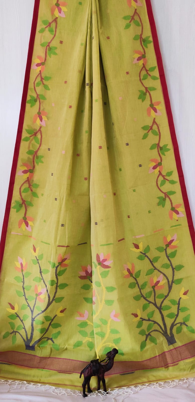 🌸 Palok – Premium Handspun Cotton Needle Work Jamdani Saree | Rihyaaz