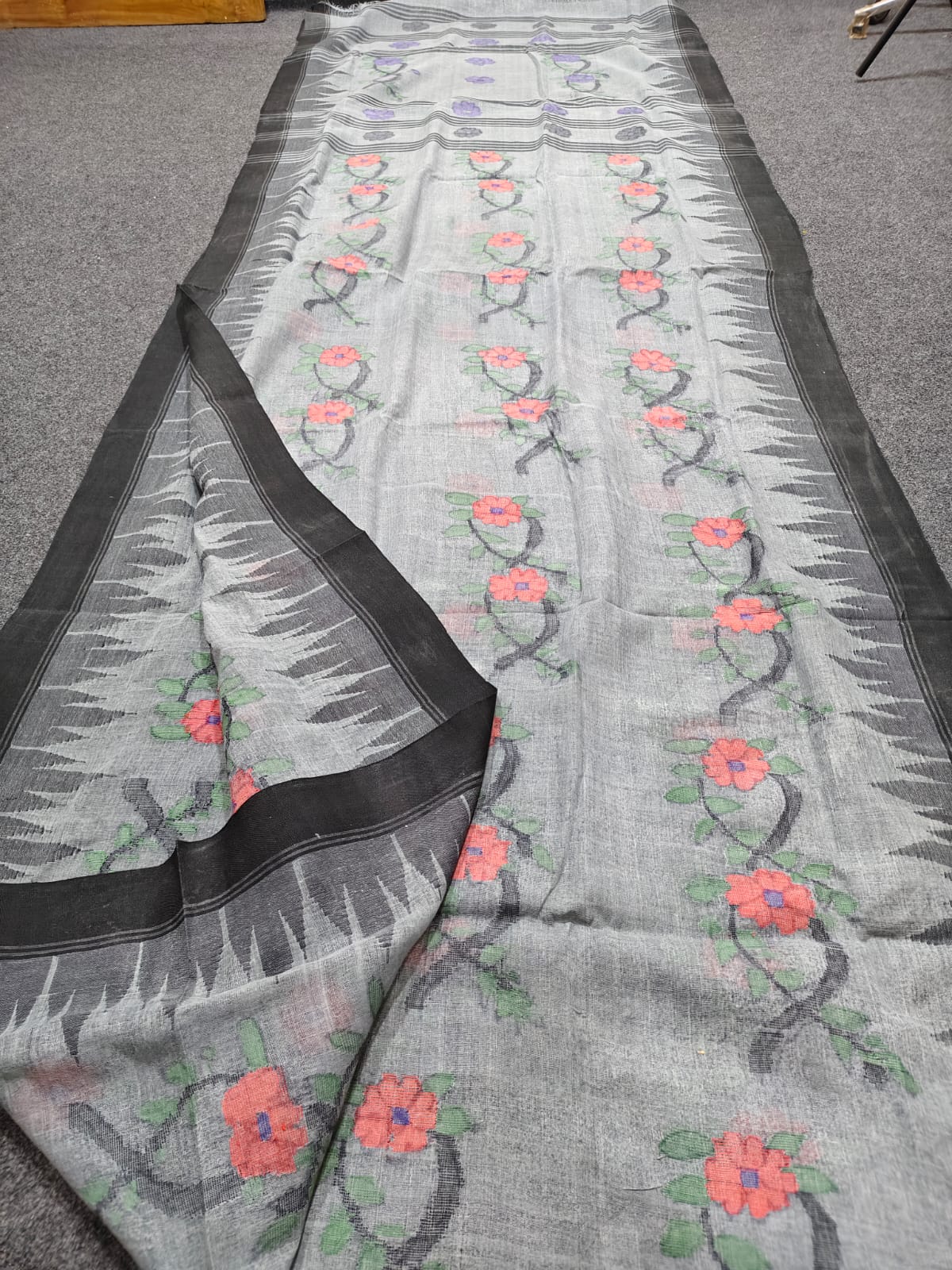 Moirangphee cotton handloom saree by Rihyaaz, showcasing traditional Indian weaving craftsmanship and elegant ethnic design
