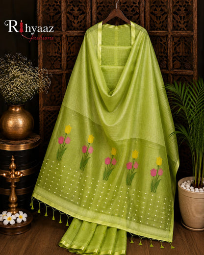 Tinka premium linen saree with resham tulip woven Jamdani anchal and all-over sequin detailing by Rihyaaz