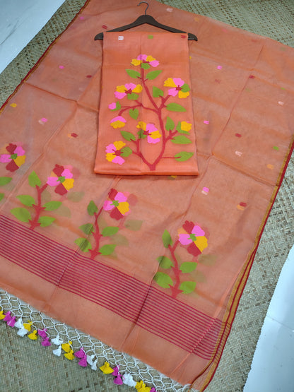 Bethuya Jamdani handwoven suit set by Rihyaaz, crafted in premium Muslin fabric with a beautifully designed 2.5-meter designer dupatta and 2.5-meter top.