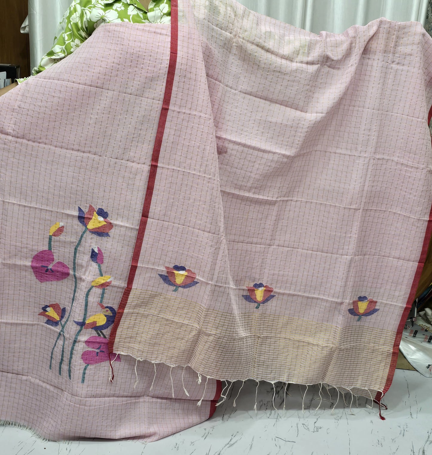 Arvi Mul Cotton checkered Needle Weaved Lotus Motif Jamdani suit with daman work and detailed dupatta by Rihyaaz