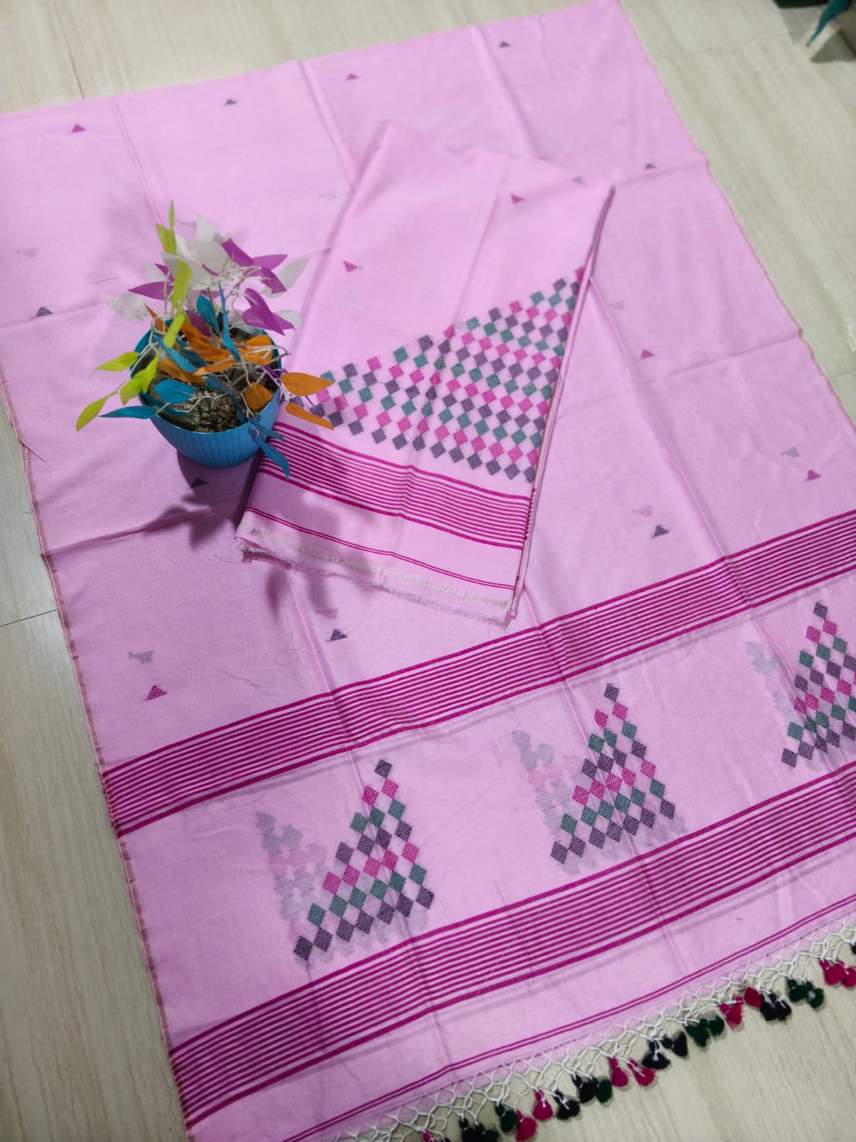 Trayee - Mul Cotton Needle-Weaved Jamdani Suit Set | Rihyaaz