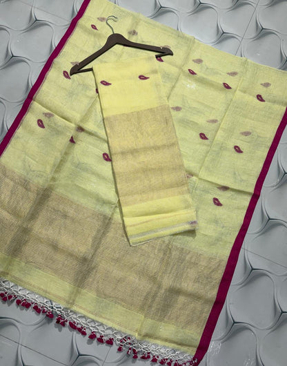 Nethra linen zari patta Jamdani suit by Rihyaaz, featuring a refined linen texture, delicate zari patta detailing and elegant traditional Jamdani craftsmanship.