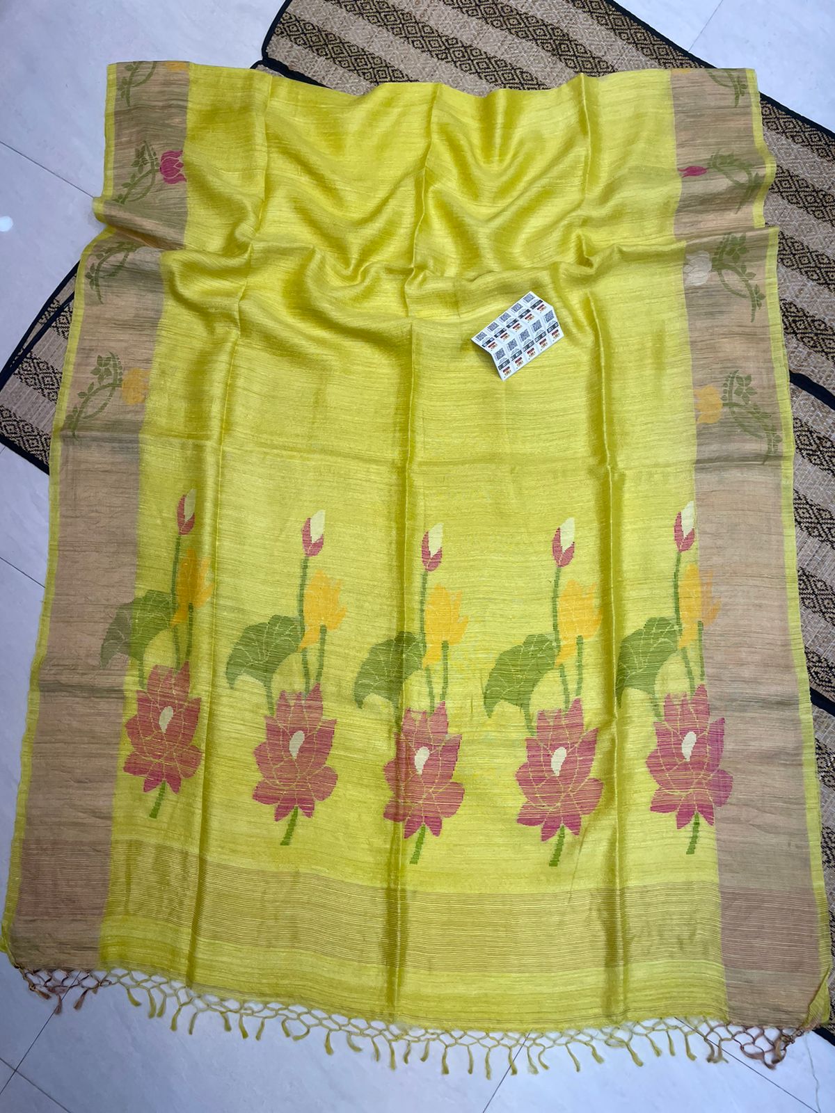 Nilot 100% pure Wash Matka Silk Jamdani saree with running blouse piece, Government Silk Mark certified | Rihyaaz
