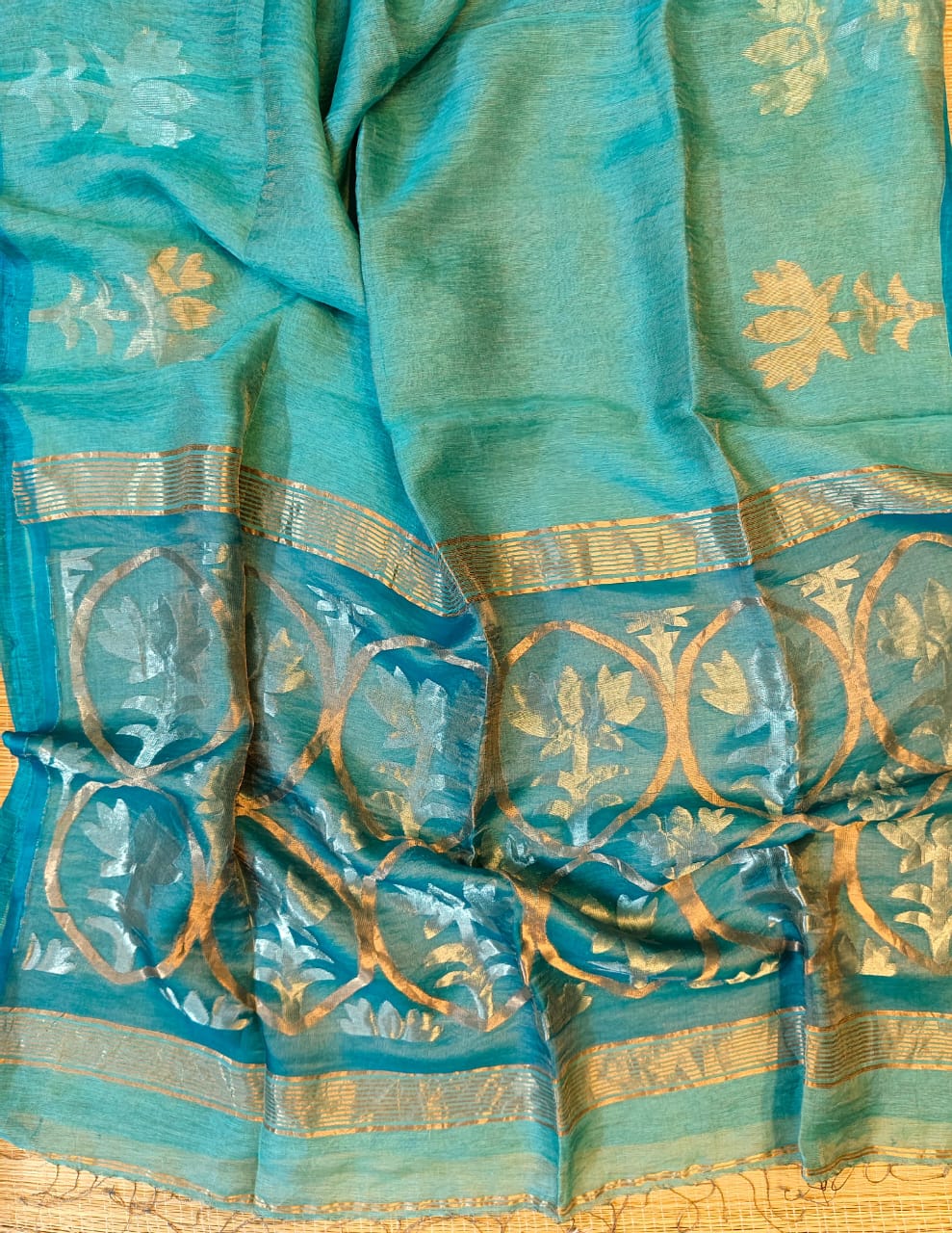 Padmini - Lotus Fusion Silk Linen Saree by Rihyaaz, premium handwoven silk linen saree with lotus-inspired design, lightweight festive ethnic wear for weddings and celebrations.