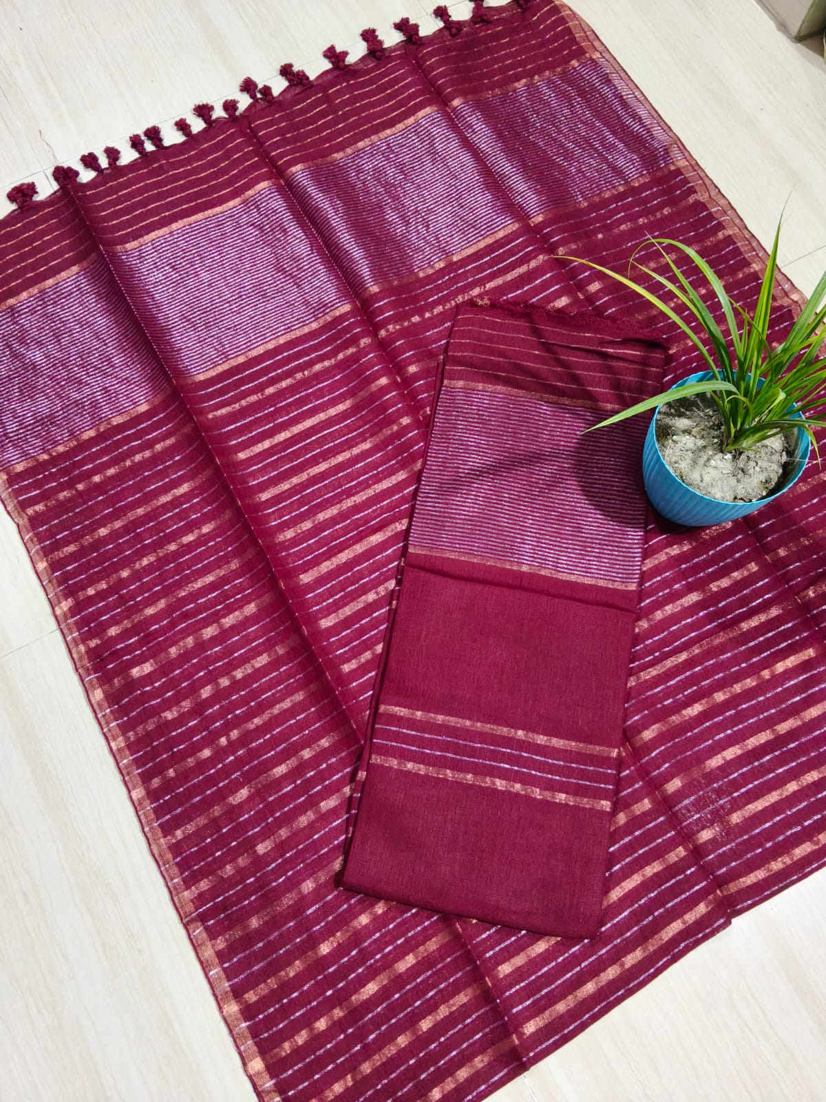 Shreeja - Dual Zari Weaved Jamdani Suit by Rihyaaz featuring intricate handwoven Jamdani motifs with elegant dual zari weaving, premium ethnic wear for festive and wedding occasions.