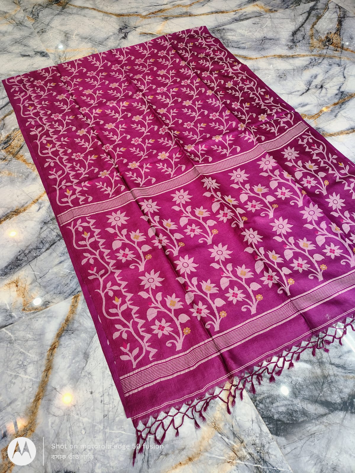 Silkmark certified Magenta Bengal handloom Tussar tie and dye Allover Floral motif saree with an all-over tie-dye pattern, elegant contrast border, and blouse piece Exclusively by Rihyaaz.