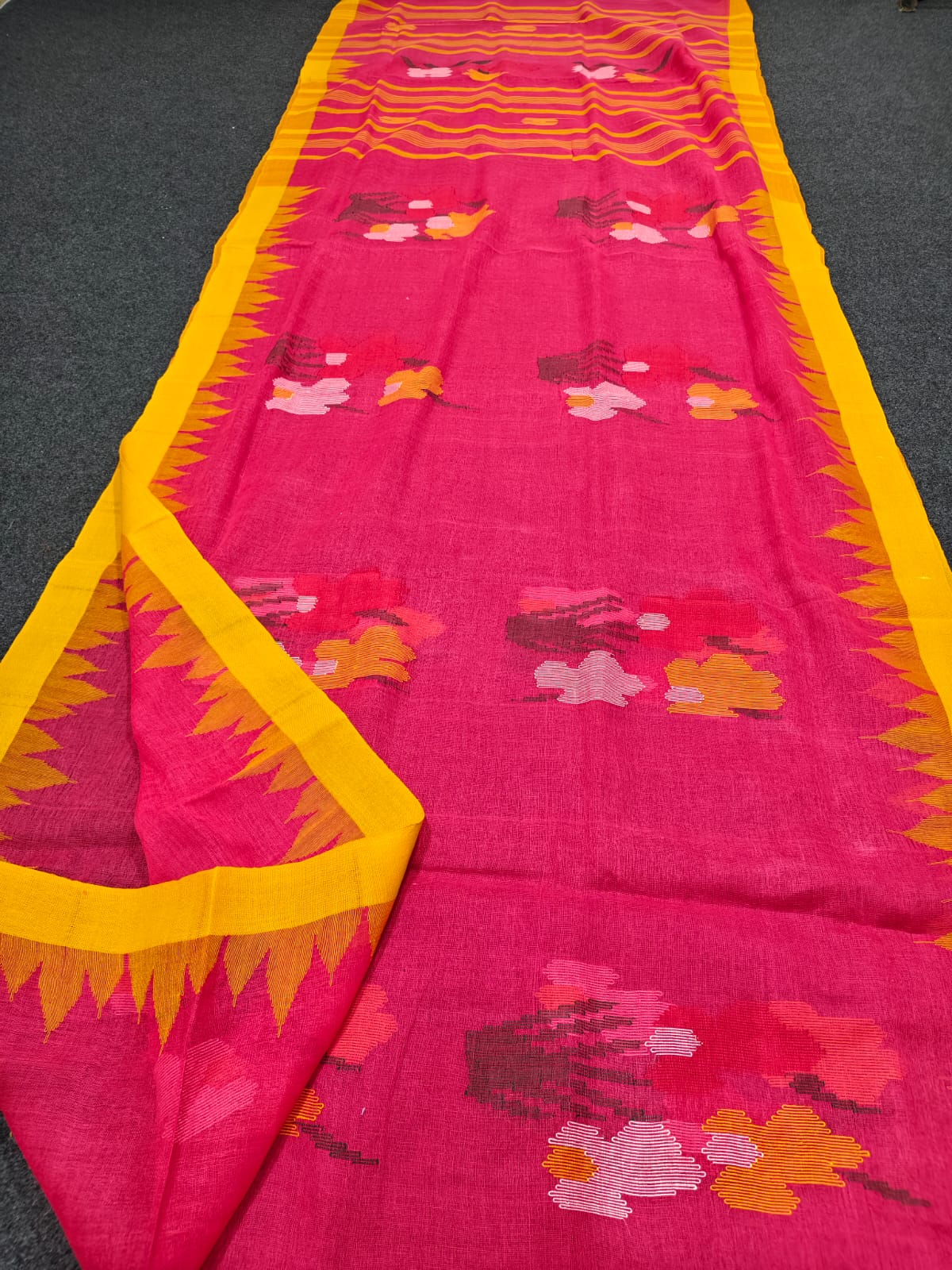 Moirangphee cotton handloom saree by Rihyaaz, showcasing traditional Indian weaving craftsmanship and elegant ethnic design