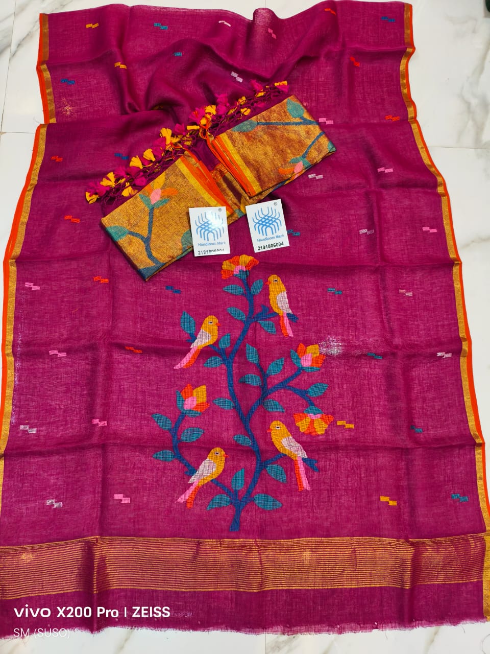 𝓡𝓪𝓳𝔂𝓪 Pure 120 Count Jayashree Linen Bird Motif suit set with Tissue Palla Jamdani dupatta by Rihyaaz, elegant traditional Indian ethnic wear.