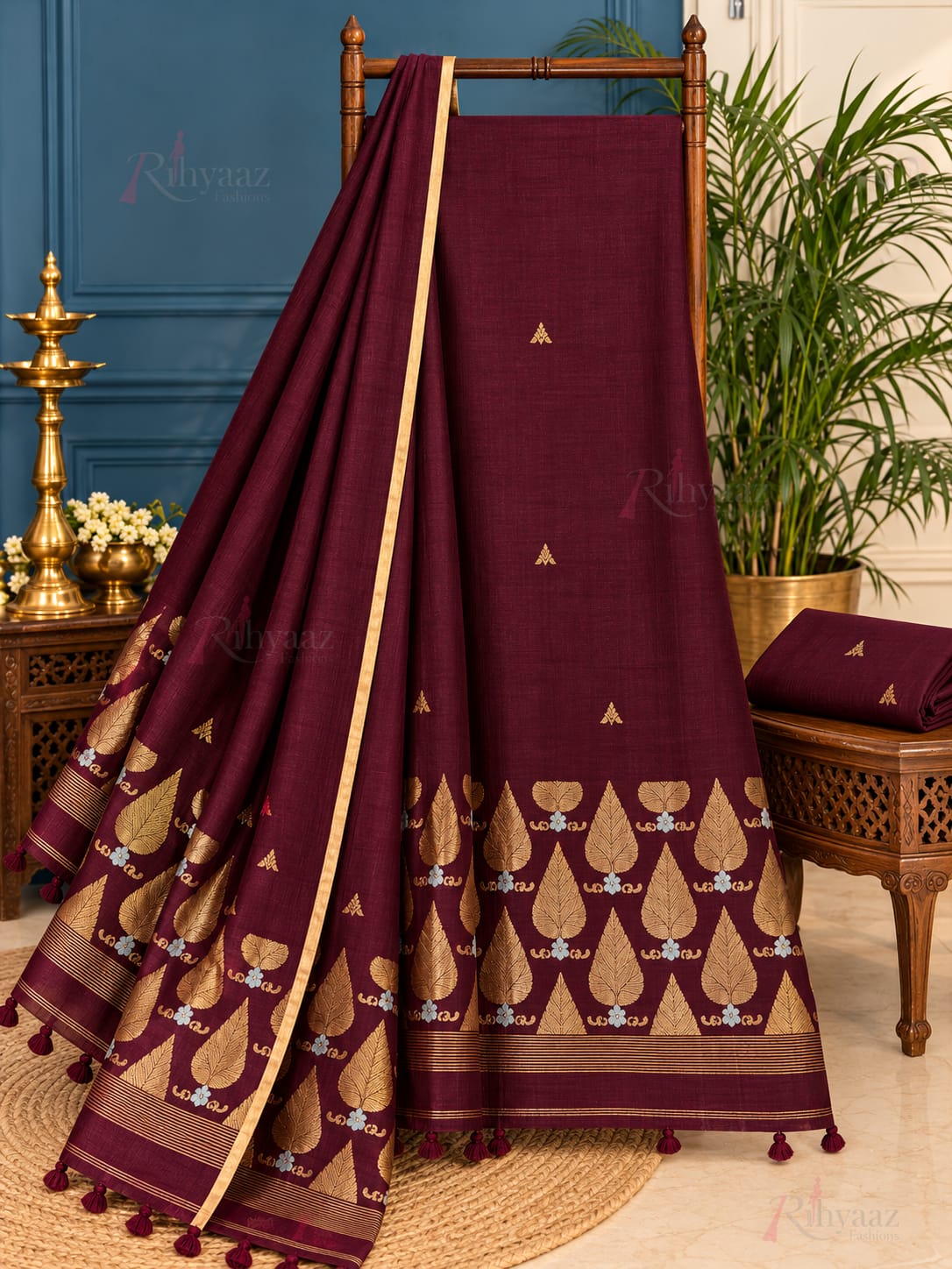 Sikha maroon premium Jayshree linen suit with heavy-woven Sona Rupa dual zari weaved Jamdani work by Rihyaaz Fashions.
