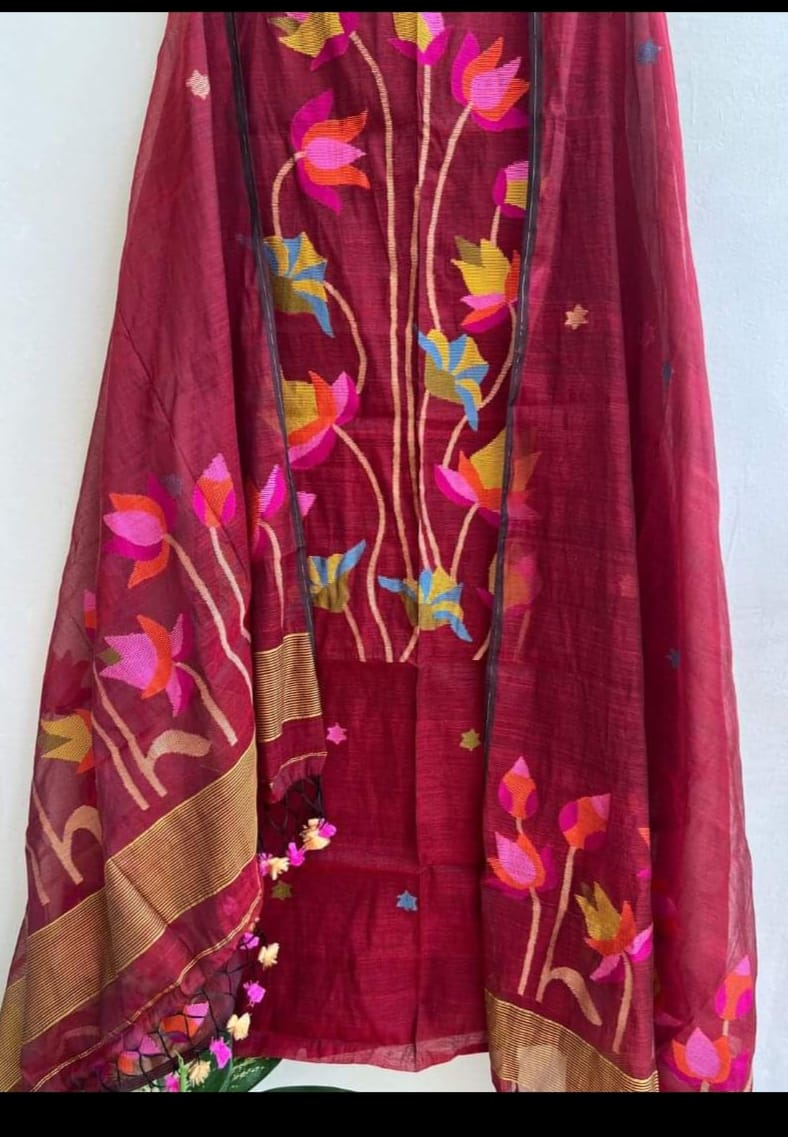 Padma Muslin weaved lotus motif cotton jamdani suit with tassel dupatta by Rihyaaz